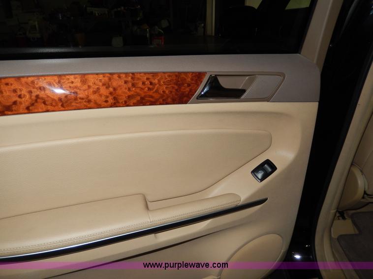 image for item D8123 2008 Mercedes Benz GL450 SUV