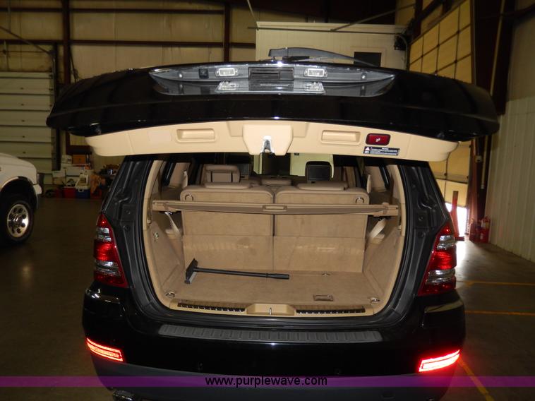 image for item D8123 2008 Mercedes Benz GL450 SUV