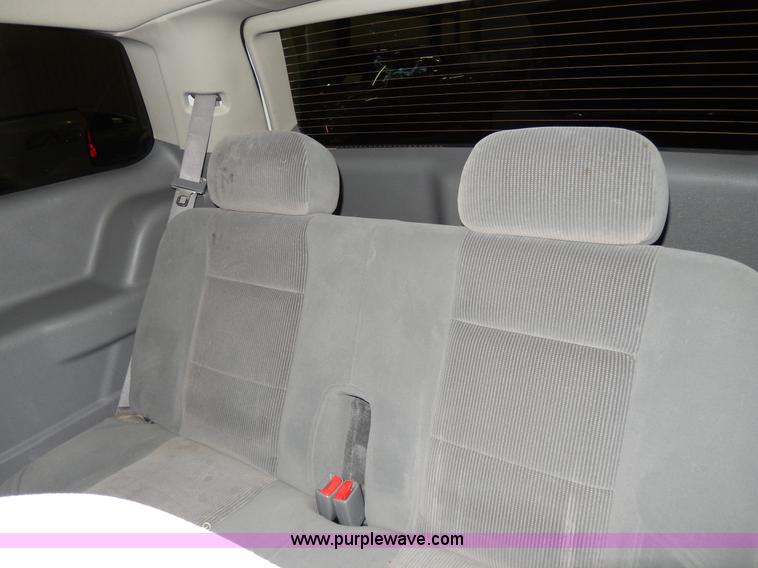 image for item D8128 2004 Dodge Durango SLT SUV