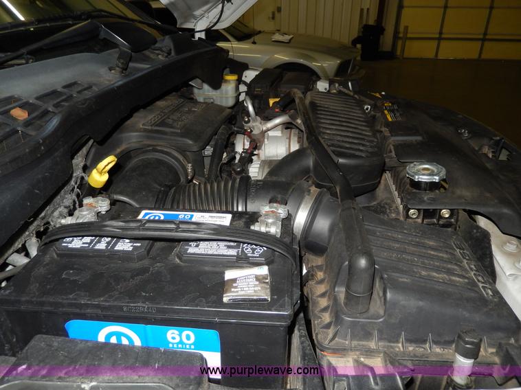 image for item D8128 2004 Dodge Durango SLT SUV