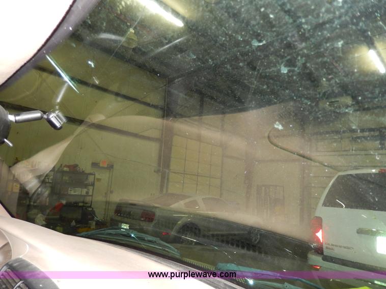 image for item D8129 2002 Ford Ranger XLT SuperCab pickup truck