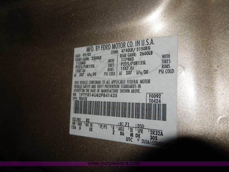 image for item D8129 2002 Ford Ranger XLT SuperCab pickup truck