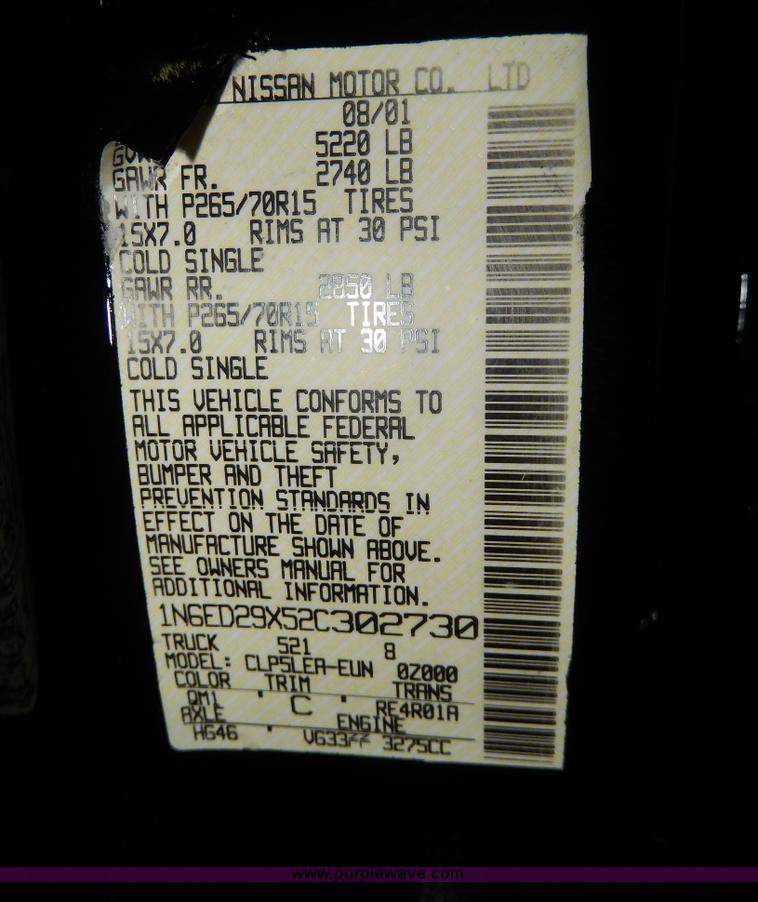 image for item D8130 2002 Nissan Frontier XE Crew Cab pickup truck