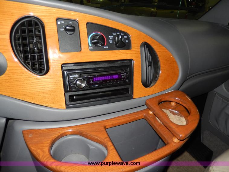 image for item D8131 1999 Ford Econoline E350 Eagle recreational vehicle