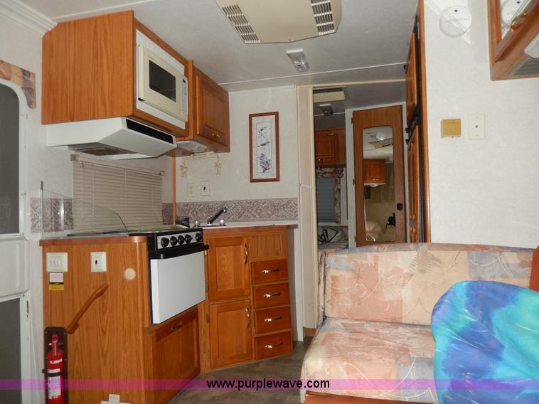 image for item D8131 1999 Ford Econoline E350 Eagle recreational vehicle