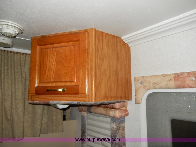 image for item D8131 1999 Ford Econoline E350 Eagle recreational vehicle