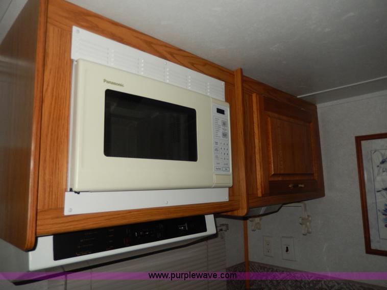 image for item D8131 1999 Ford Econoline E350 Eagle recreational vehicle