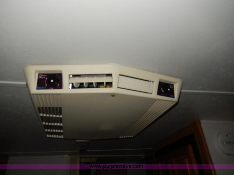 image for item D8131 1999 Ford Econoline E350 Eagle recreational vehicle