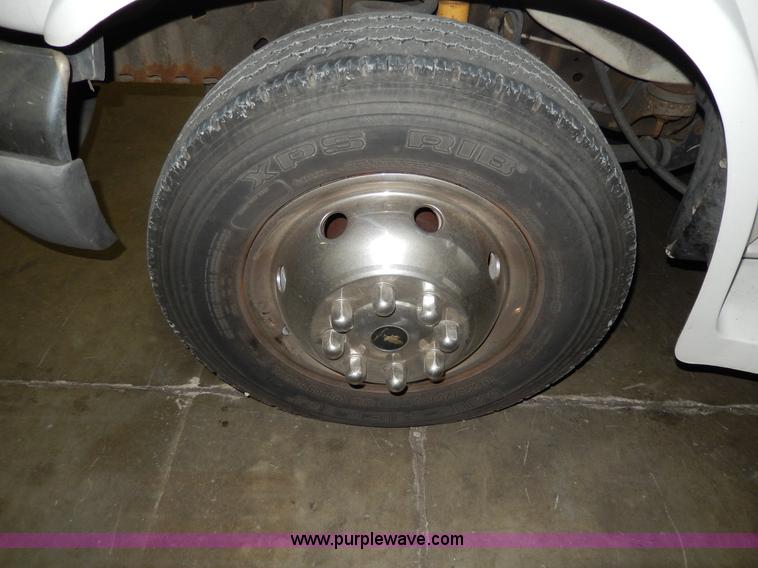 image for item D8131 1999 Ford Econoline E350 Eagle recreational vehicle