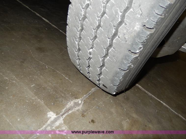 image for item D8131 1999 Ford Econoline E350 Eagle recreational vehicle