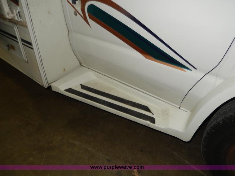 image for item D8131 1999 Ford Econoline E350 Eagle recreational vehicle