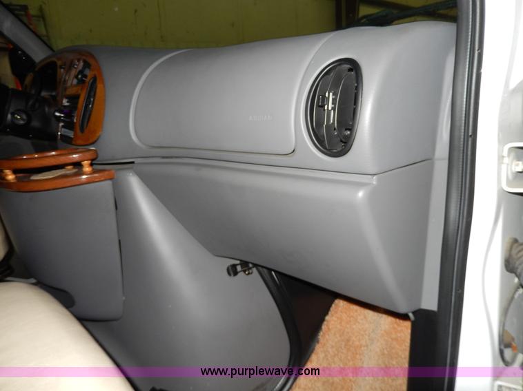 image for item D8131 1999 Ford Econoline E350 Eagle recreational vehicle