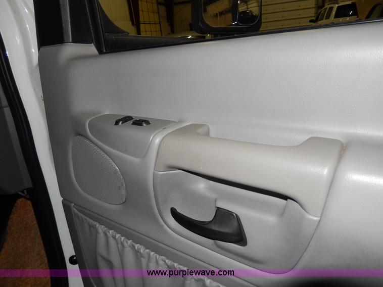 image for item D8131 1999 Ford Econoline E350 Eagle recreational vehicle