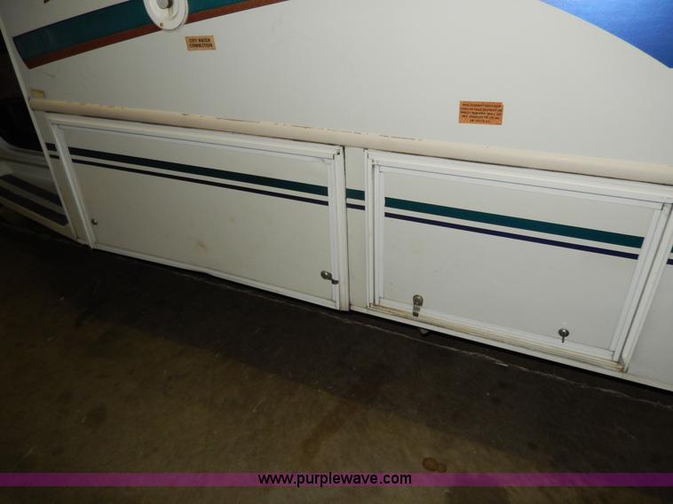 image for item D8131 1999 Ford Econoline E350 Eagle recreational vehicle