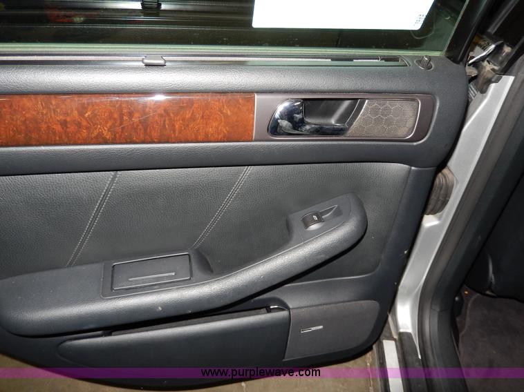 image for item D8132 2001 Audi A6