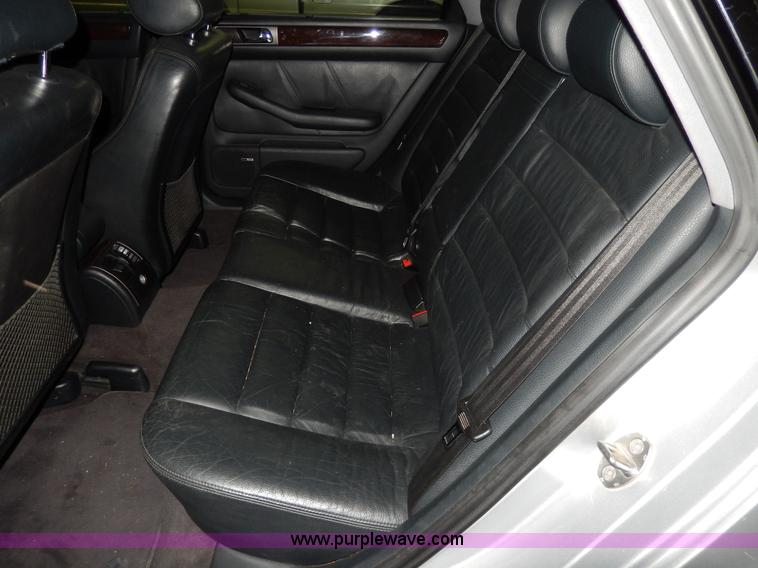 image for item D8132 2001 Audi A6