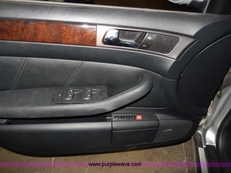 image for item D8132 2001 Audi A6