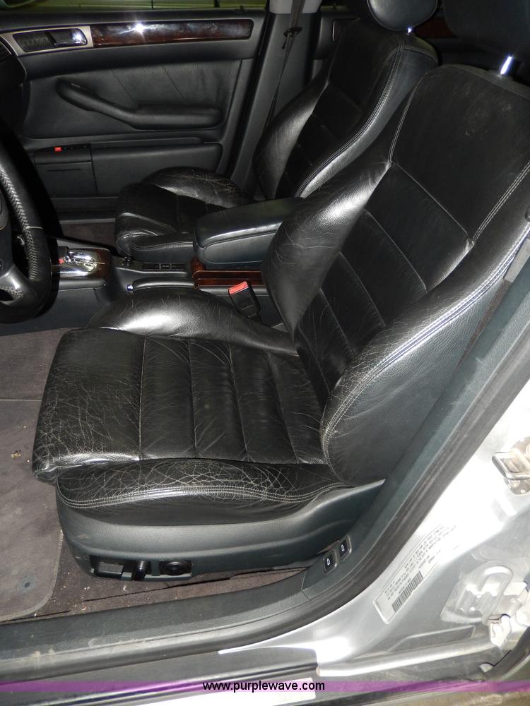 image for item D8132 2001 Audi A6