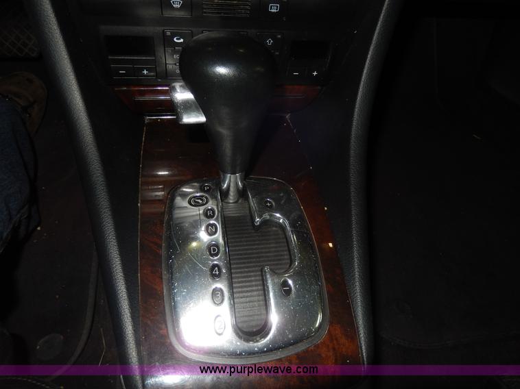 image for item D8132 2001 Audi A6