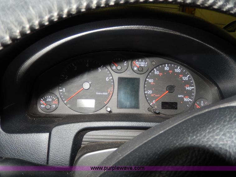 image for item D8132 2001 Audi A6