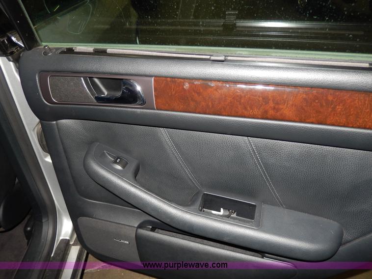 image for item D8132 2001 Audi A6