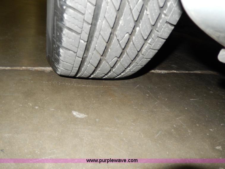 image for item D8133 2006 Ford Mustang