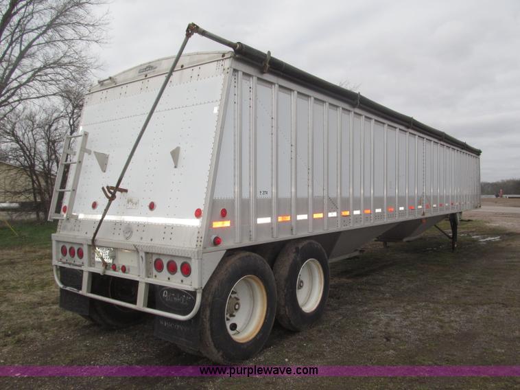 image for item B5473 1995 Corn Husker aluminum tandem axle grain trailer