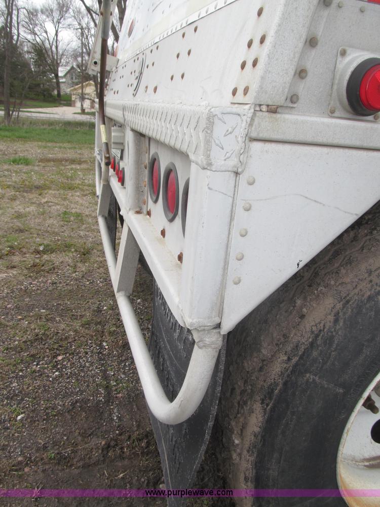 image for item B5473 1995 Corn Husker aluminum tandem axle grain trailer