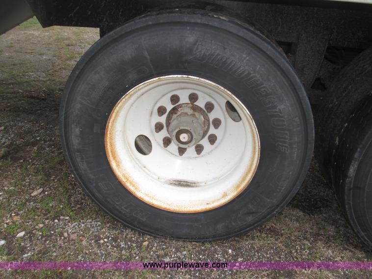 image for item B5473 1995 Corn Husker aluminum tandem axle grain trailer