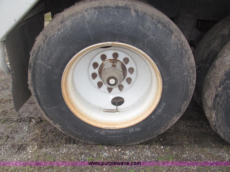 image for item B5473 1995 Corn Husker aluminum tandem axle grain trailer