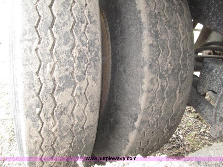 image for item B5473 1995 Corn Husker aluminum tandem axle grain trailer