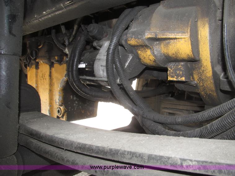 image for item B5481 2007 Kenworth T800 semi truck