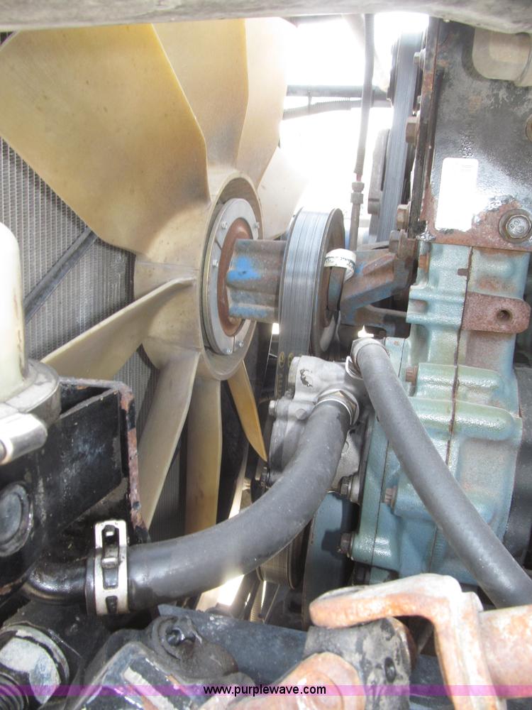 image for item B5482 2005 Freightliner Columbia Heritage Edition semi truck