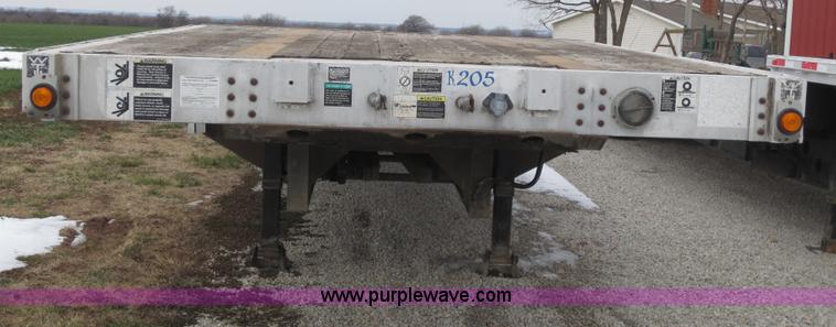 image for item D5806 1997 Wilson 48' step deck trailer