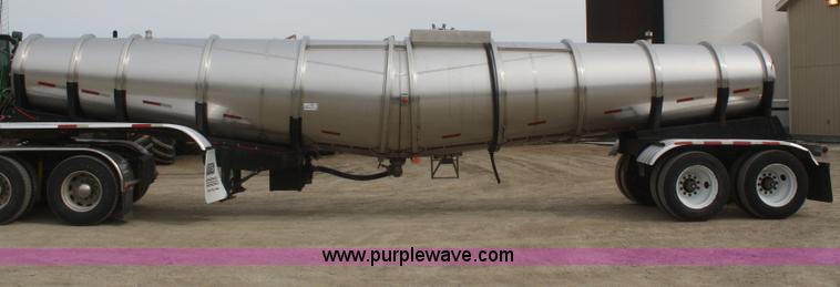 image for item F2798 1985 Polar stainless steel tanker trailer