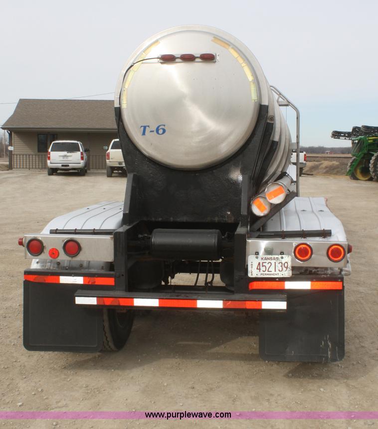 image for item F2798 1985 Polar stainless steel tanker trailer