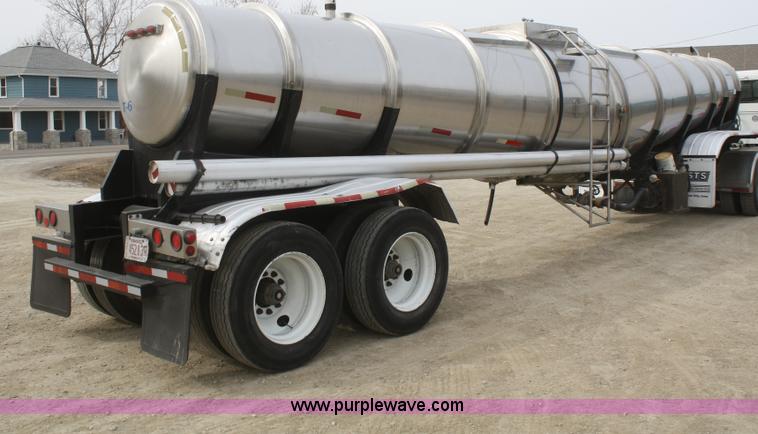 image for item F2798 1985 Polar stainless steel tanker trailer