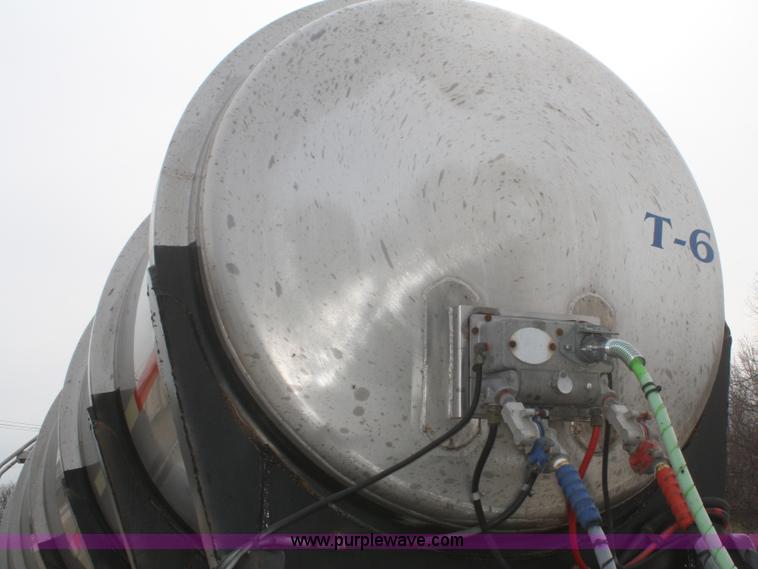 image for item F2798 1985 Polar stainless steel tanker trailer