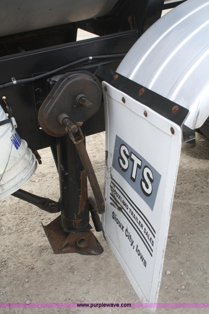 image for item F2798 1985 Polar stainless steel tanker trailer