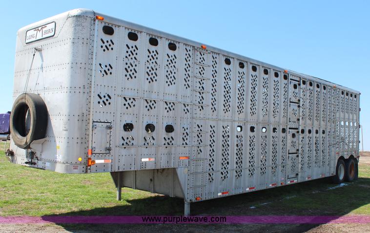 image for item G5346 1986 Wilson 48' cattle pot trailer