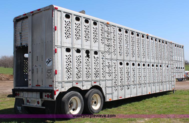 image for item G5346 1986 Wilson 48' cattle pot trailer