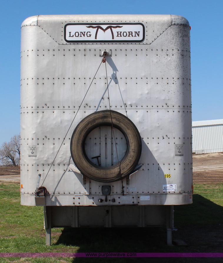 image for item G5346 1986 Wilson 48' cattle pot trailer