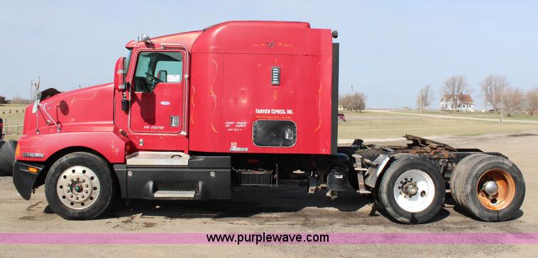 image for item G5357 1995 Kenworth T600 semi truck
