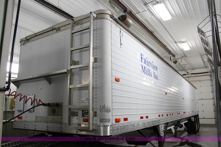 image for item G5359 1992 Timpte double hopper grain trailer