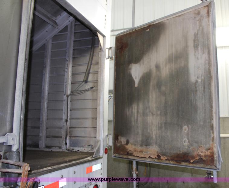 image for item G5359 1992 Timpte double hopper grain trailer