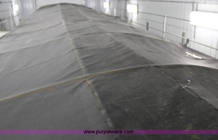 image for item G5359 1992 Timpte double hopper grain trailer