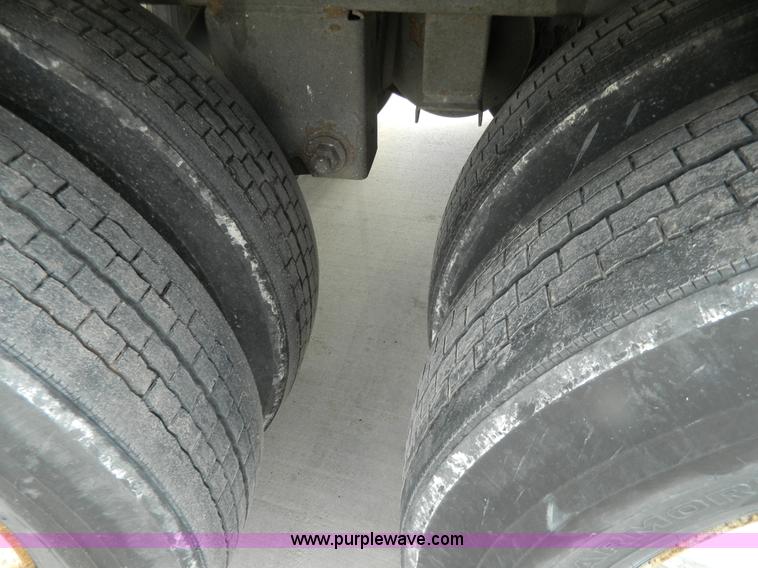 image for item G7825 2000 Wabash 53' dry van trailer