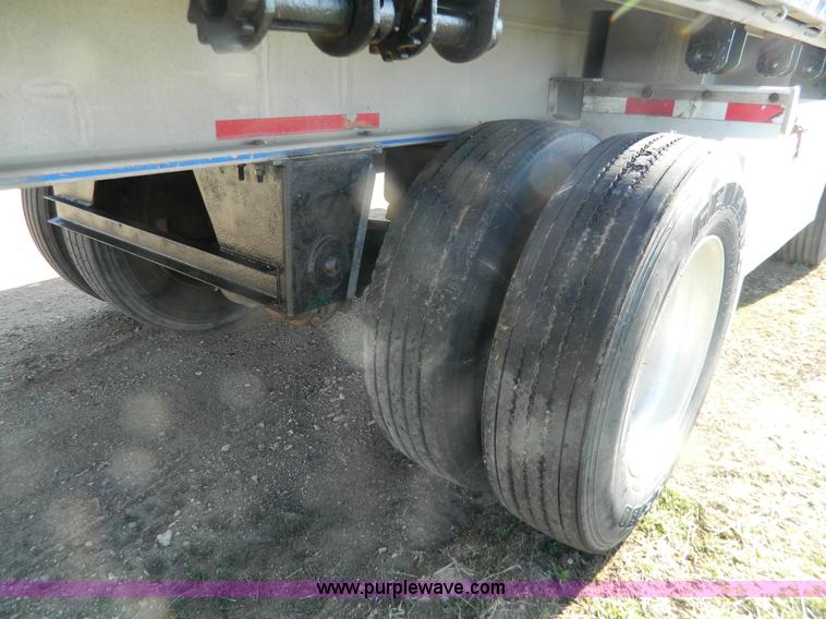 image for item G7829 1990 East aluminum flatbed trailer