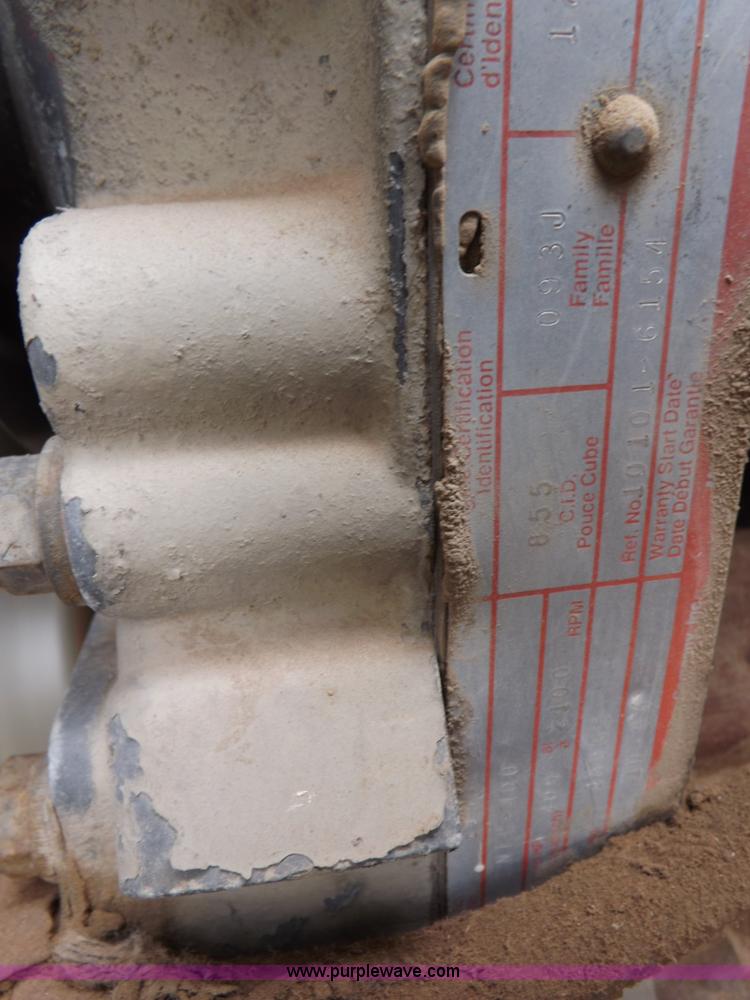 image for item H7185 1989 Volvo WIA semi truck