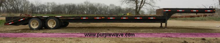 image for item X9596 1998 Neville single drop deck trailer